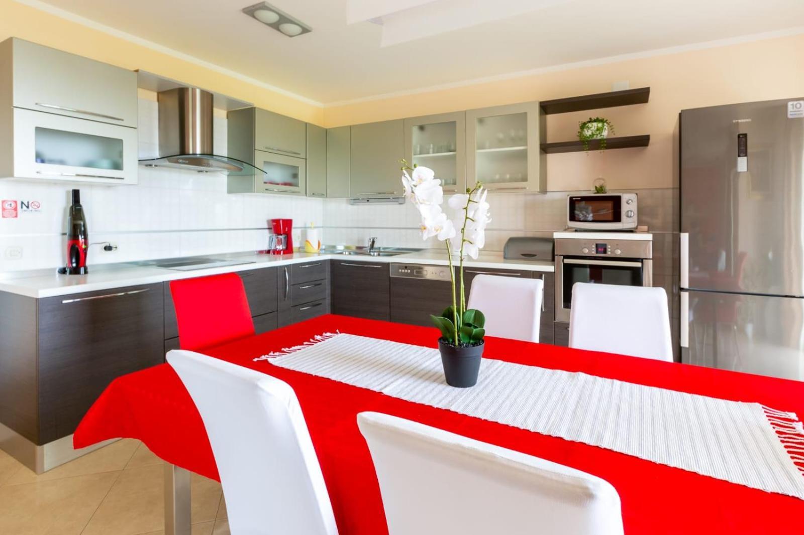 Apartman Milka Kaštela Exterior foto